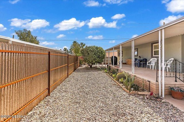 5541 W Rafter Circle Street, Tucson, AZ 85713