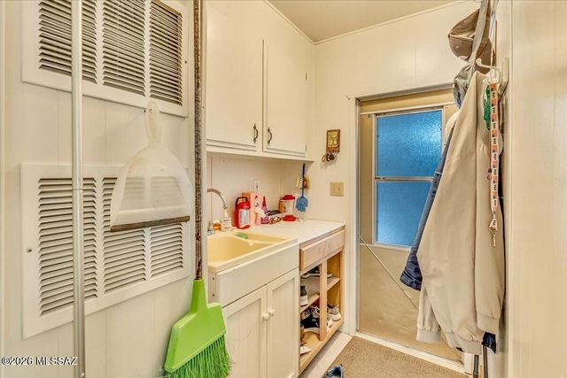 5541 W Rafter Circle Street, Tucson, AZ 85713