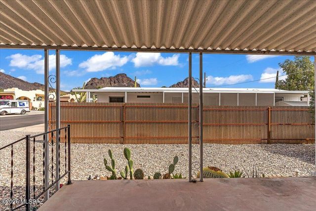 5541 W Rafter Circle Street, Tucson, AZ 85713
