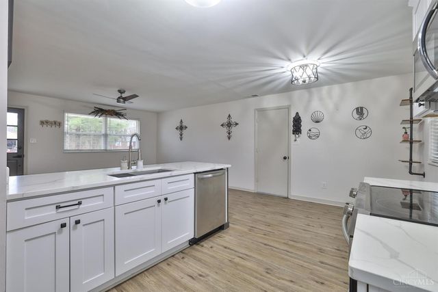 32 Sutton Lane, Stonelick Twp, OH 45122