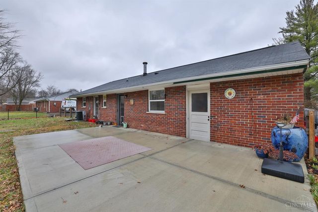 32 Sutton Lane, Stonelick Twp, OH 45122