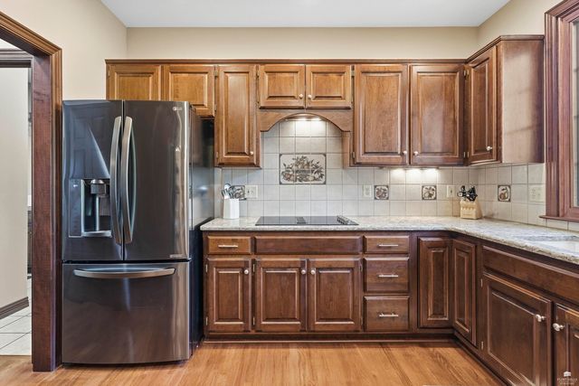 3804 Stratford Drive, Manhattan, KS 66503