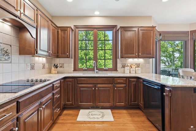 3804 Stratford Drive, Manhattan, KS 66503