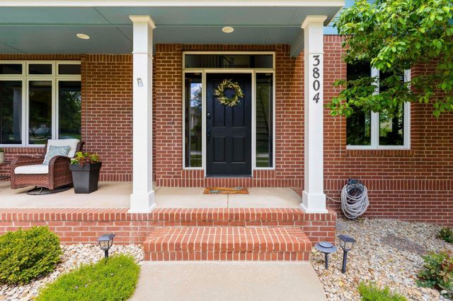 3804 Stratford Drive, Manhattan, KS 66503