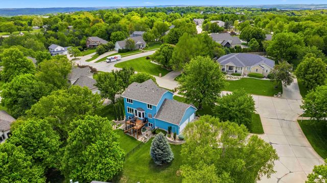 3804 Stratford Drive, Manhattan, KS 66503