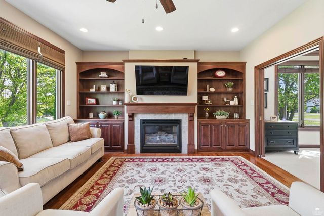 3804 Stratford Drive, Manhattan, KS 66503