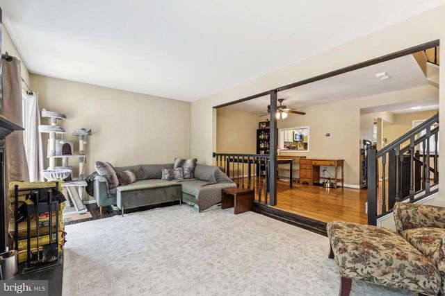 297 CHELMSFORD CT, Sterling, VA 20165