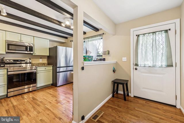 297 CHELMSFORD CT, Sterling, VA 20165