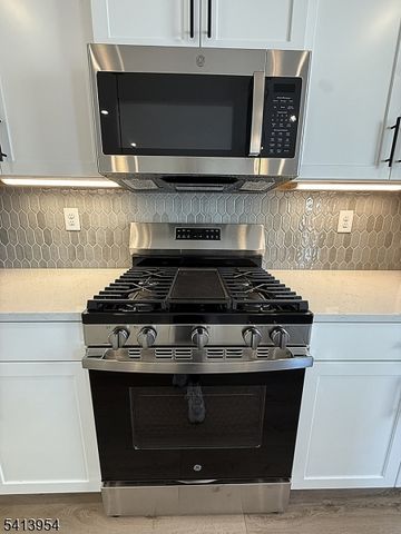 106 E Stiger St, Hackettstown Town, NJ 07840