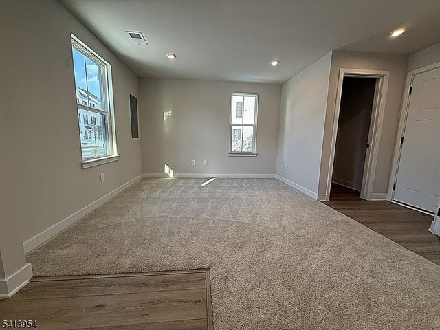 106 E Stiger St, Hackettstown Town, NJ 07840