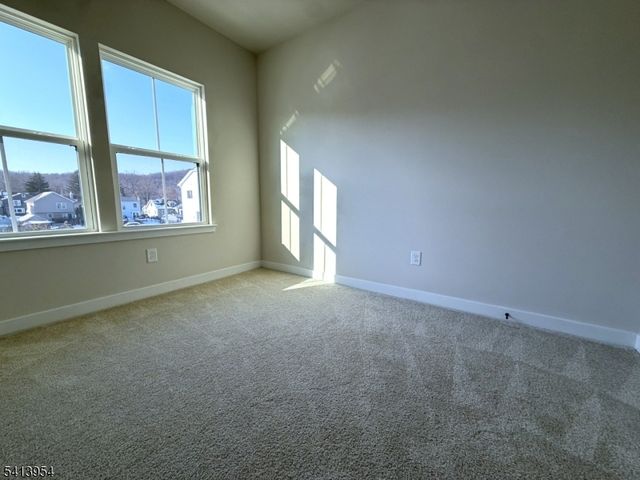 106 E Stiger St, Hackettstown Town, NJ 07840