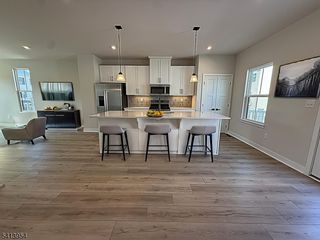 106 E Stiger St, Hackettstown Town, NJ 07840