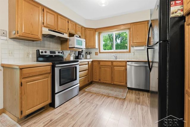 4911 Harding Street, Midland, MI 48642