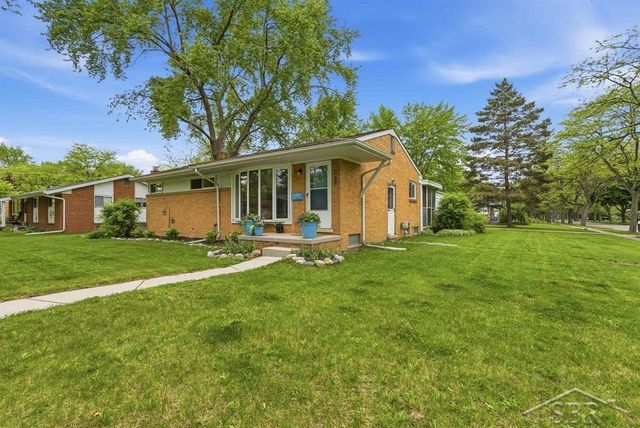 4911 Harding Street, Midland, MI 48642