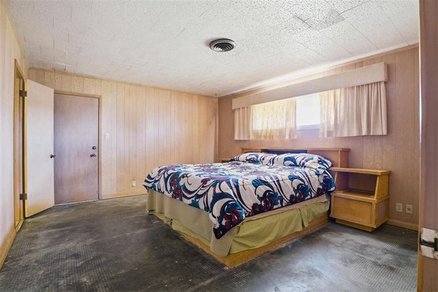 5095 Carlyss Drive, Sulphur, LA 70665