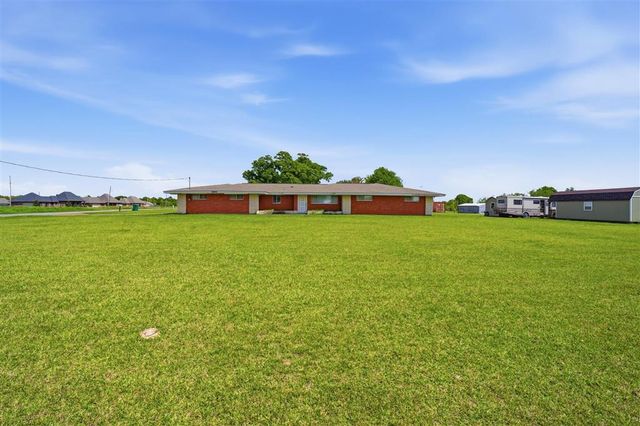 5095 Carlyss Drive, Sulphur, LA 70665