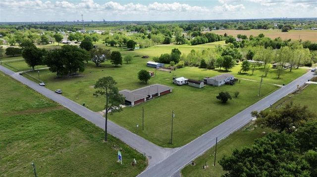 5095 Carlyss Drive, Sulphur, LA 70665