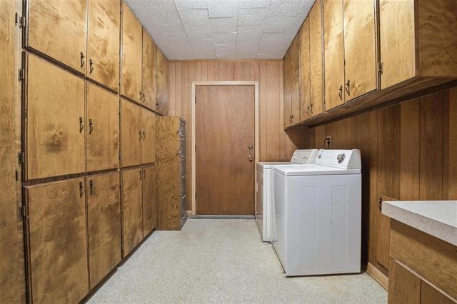 5095 Carlyss Drive, Sulphur, LA 70665
