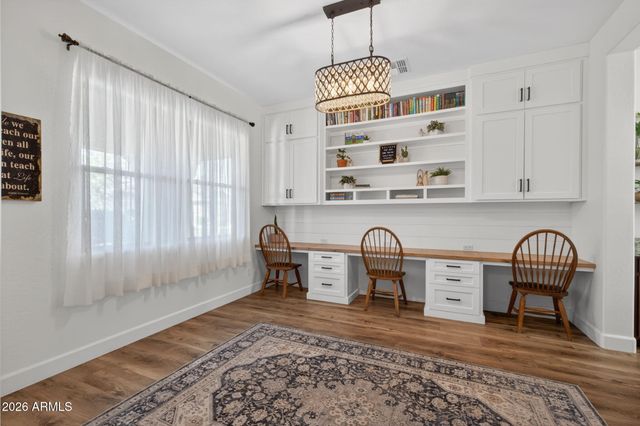 10611 E SIMONE Avenue, Mesa, AZ 85212