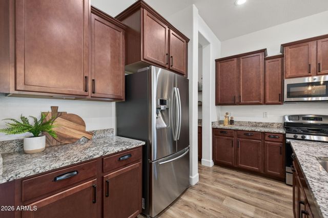 10611 E SIMONE Avenue, Mesa, AZ 85212