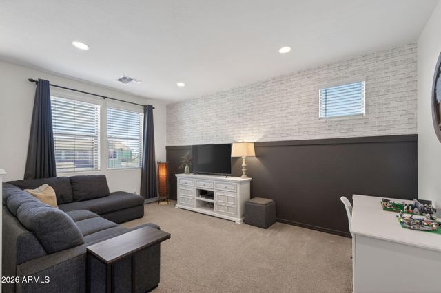 10611 E SIMONE Avenue, Mesa, AZ 85212