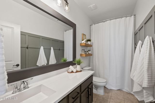 10611 E SIMONE Avenue, Mesa, AZ 85212