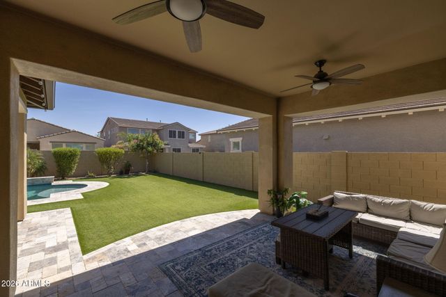 10611 E SIMONE Avenue, Mesa, AZ 85212