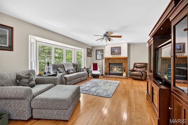 2 Wing Stem Court, O'fallon, MO 63368