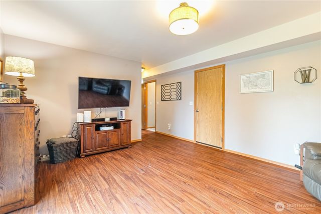 412 Allison Way, Nooksack, WA 98276