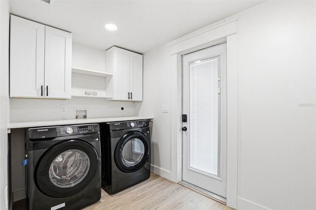 301 81ST AVENUE NE, St Petersburg, FL 33702