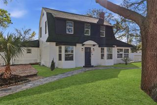 301 81ST AVENUE NE, St Petersburg, FL 33702