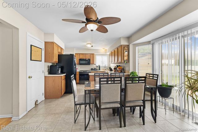 15340 Oakleigh, Southgate, MI 48195