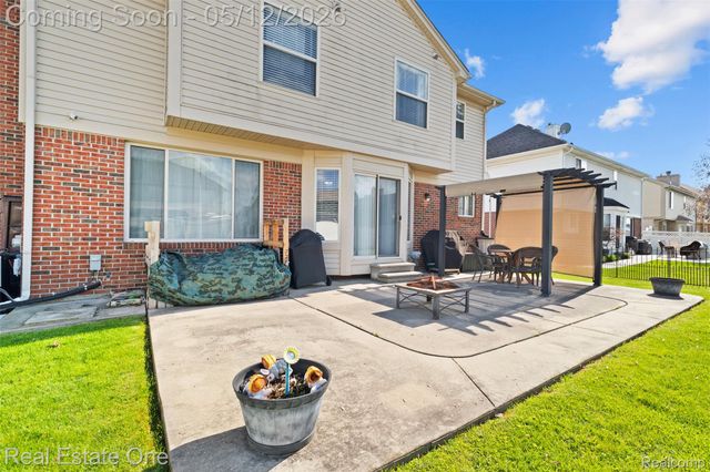 15340 Oakleigh, Southgate, MI 48195