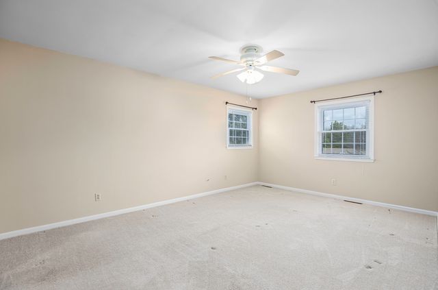 128 Ravenwood Road, Versailles, KY 40383