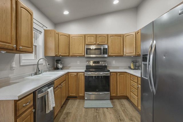 3266 Box Hill Road, Sun Prairie, WI 53590