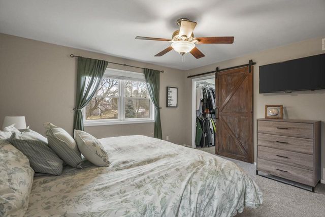 3266 Box Hill Road, Sun Prairie, WI 53590