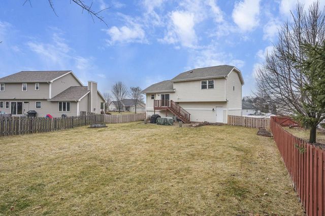 3266 Box Hill Road, Sun Prairie, WI 53590