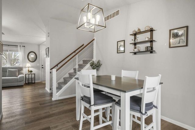 3266 Box Hill Road, Sun Prairie, WI 53590