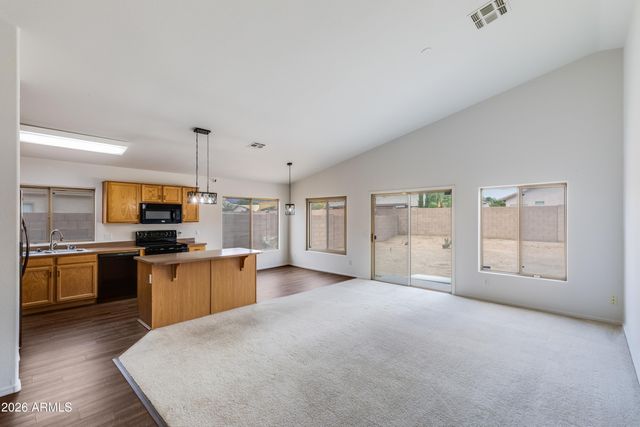 13164 W OCOTILLO Lane, Surprise, AZ 85374