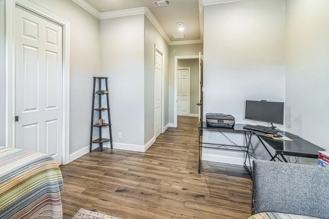 1733 Overhill Dr., San Angelo, TX 76904