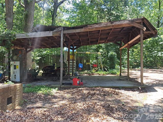 1515 Emanuel Church Road, Rockwell, NC 28138