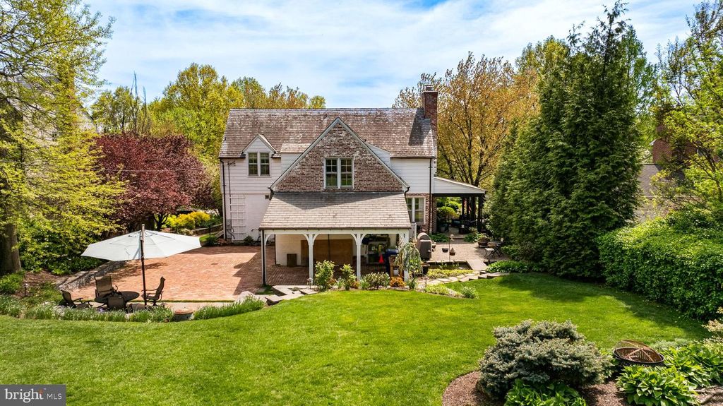 Image 102 of property listing at 206 KEMBLE RD, Baltimore, MD 21218