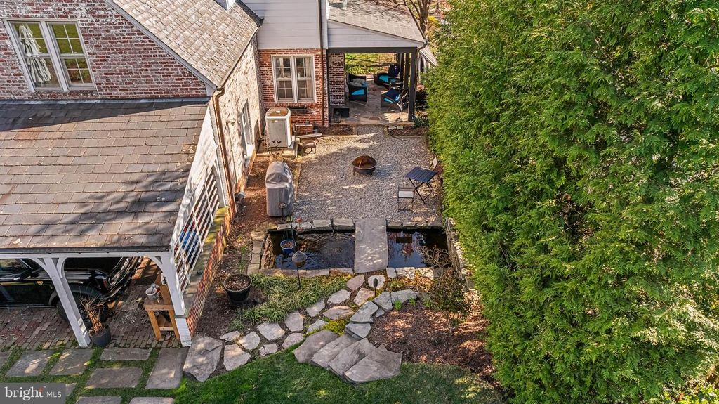 Image 106 of property listing at 206 KEMBLE RD, Baltimore, MD 21218