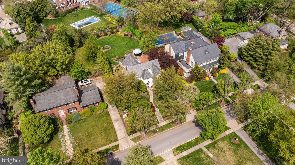 Image 110 of property listing at 206 KEMBLE RD, Baltimore, MD 21218