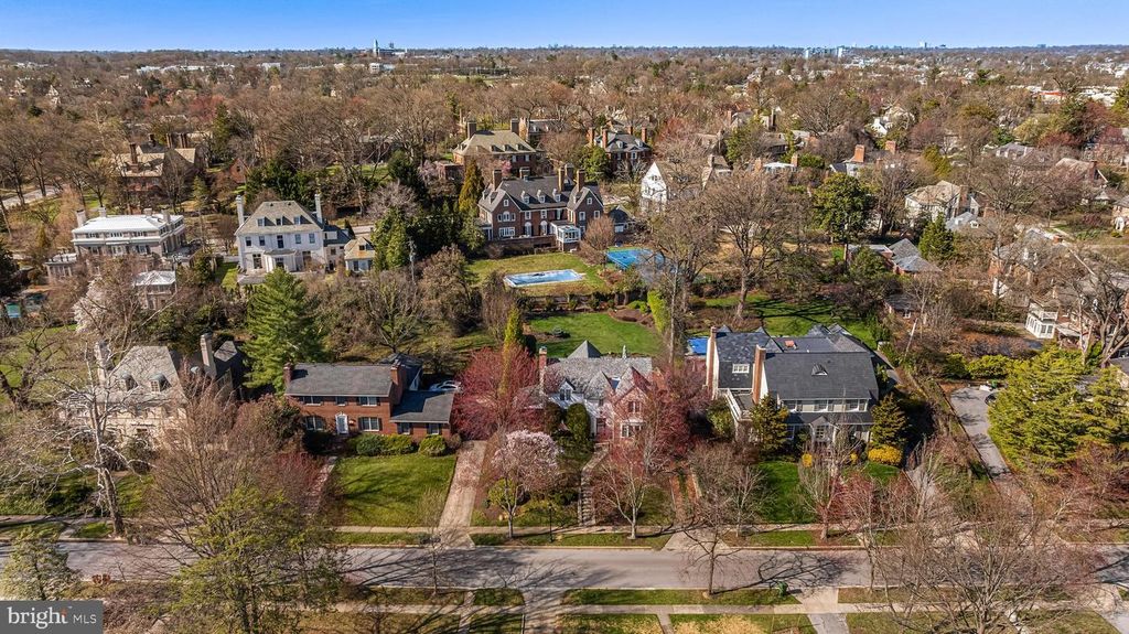 Image 114 of property listing at 206 KEMBLE RD, Baltimore, MD 21218