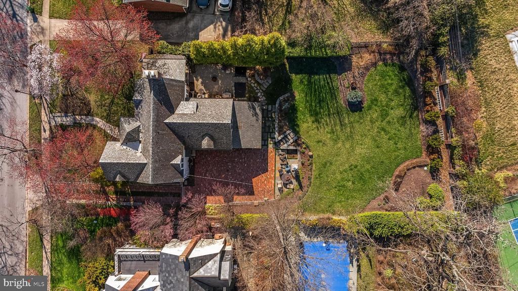 Image 122 of property listing at 206 KEMBLE RD, Baltimore, MD 21218