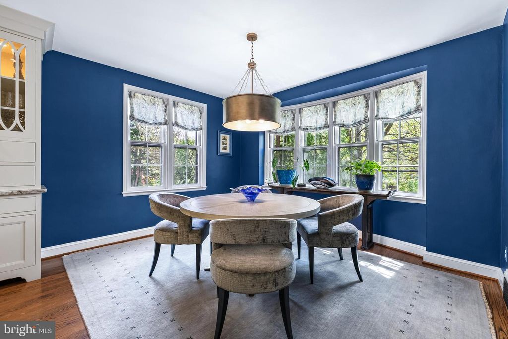 Image 35 of property listing at 206 KEMBLE RD, Baltimore, MD 21218