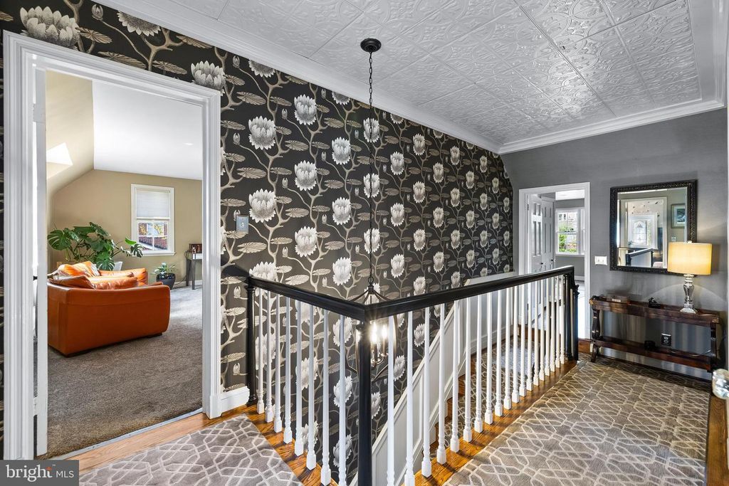 Image 41 of property listing at 206 KEMBLE RD, Baltimore, MD 21218