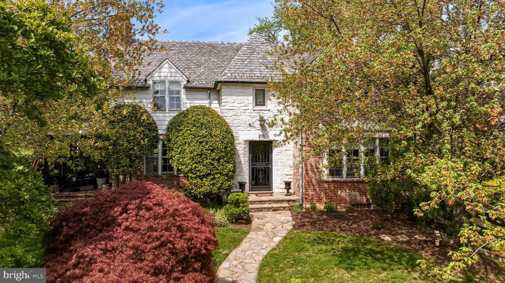 Image 64 of property listing at 206 KEMBLE RD, Baltimore, MD 21218