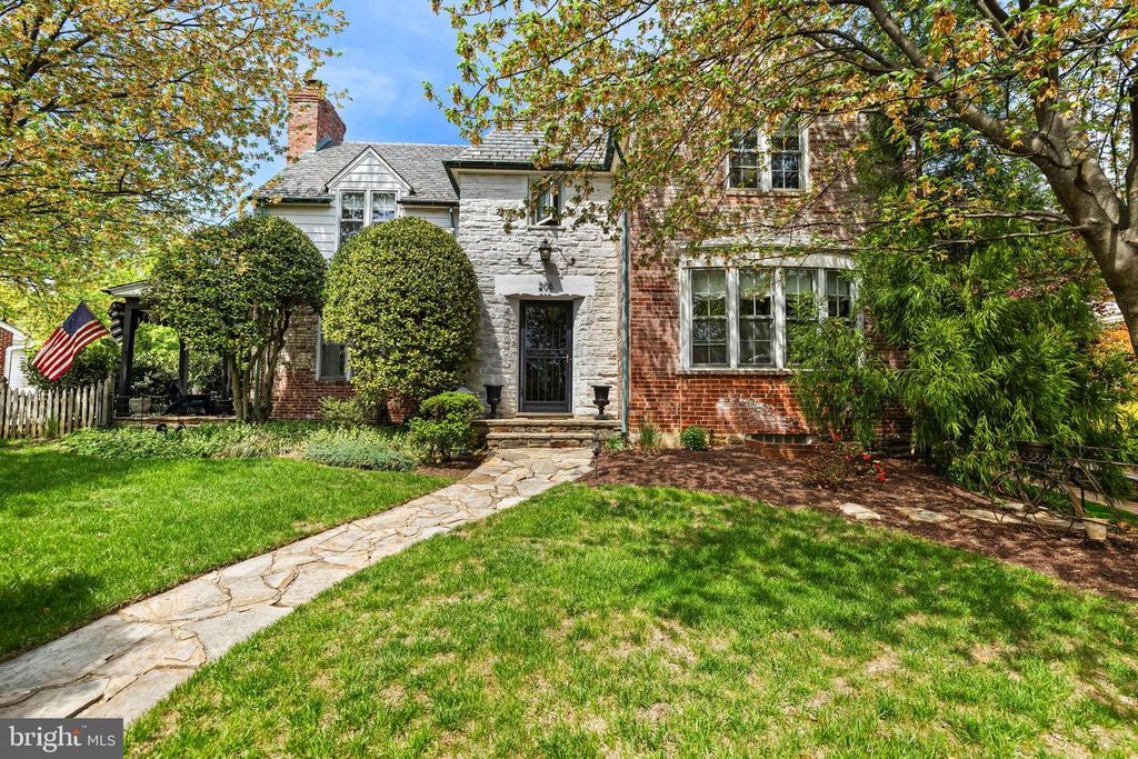 Image 69 of property listing at 206 KEMBLE RD, Baltimore, MD 21218